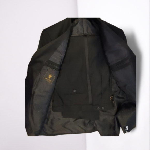 Beautiful excellent condition, Italian, 46R black - Picture 8 of 9